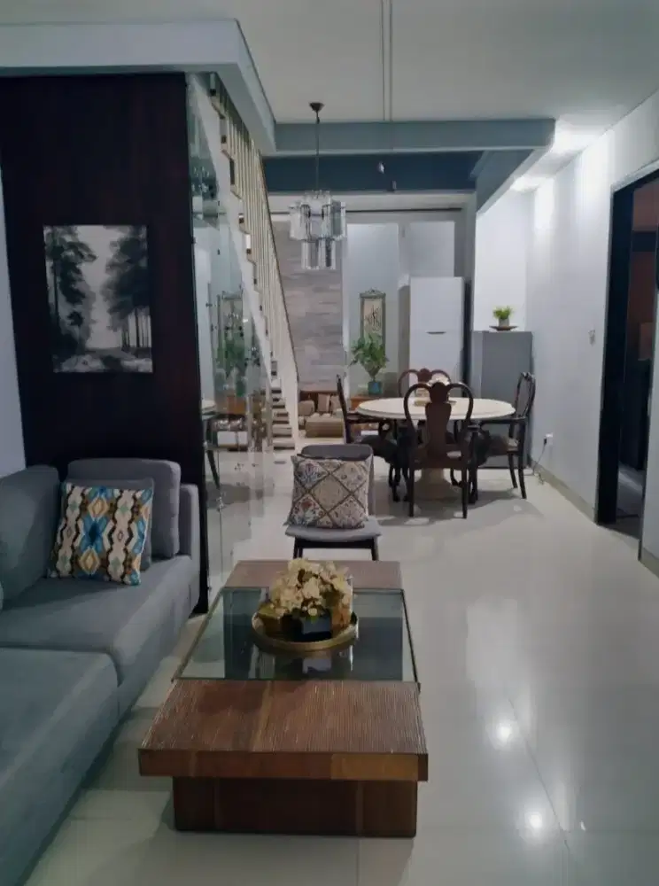 JUAL RUMAH LT 2 SHM JLN MERTASARI SIDAKARYA DENPASAR SELATAN