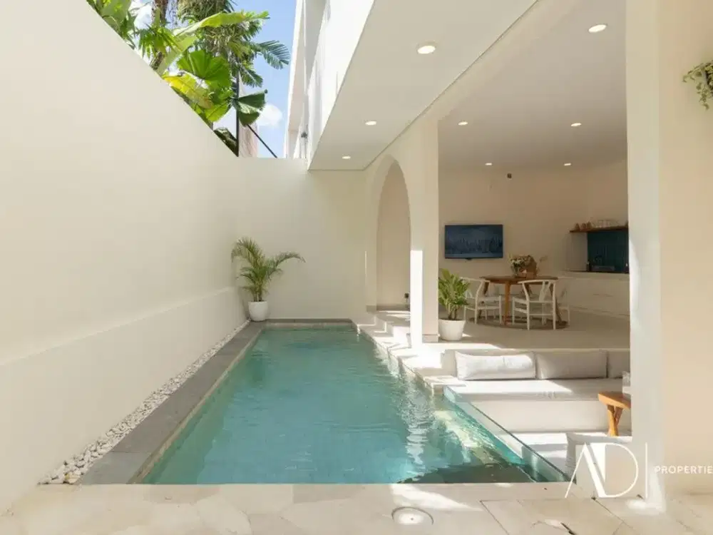 FREEHOLD / LEASEHOLD | MODERN MEDITERRANEAN VILLA IN CANGGU