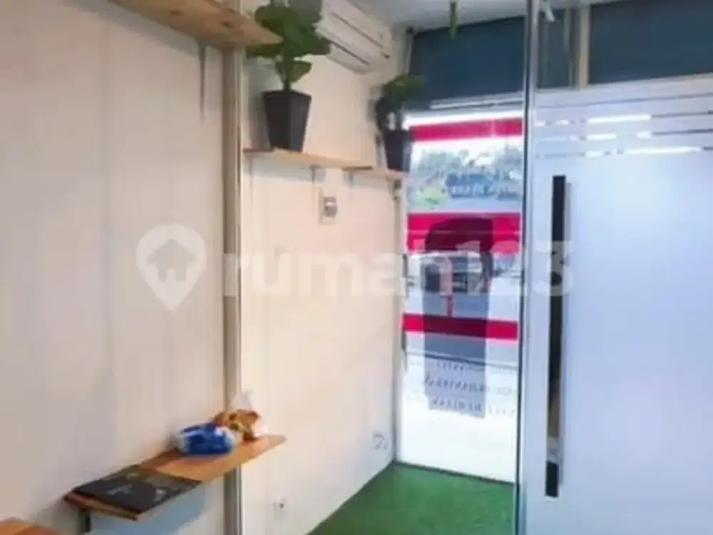 Ruko di Apartemen Pakubuwono Terrace Bagus Dan Murah lokasi strategis Kebayoran Lama, Jakarta Selatan *0013-CHRERL*