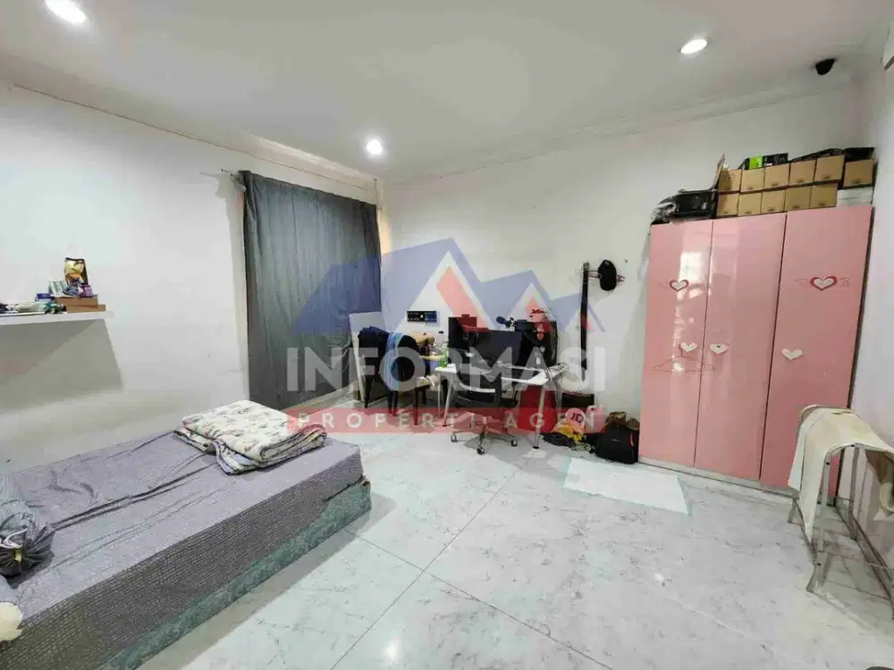 Rumah hoek mewah Intercon perumahan elite
