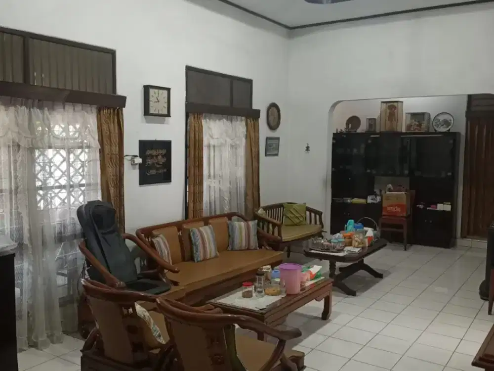 Rumah Asri di Komplek Pertamina Jakarta Timur | LT 435 m² | 6 KT | SHM Tangan Pertama | Dekat Tol & AEON JGC | Rp3,5 M Nego