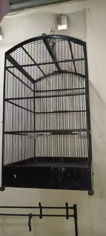 Sangkar kosan dan bundar