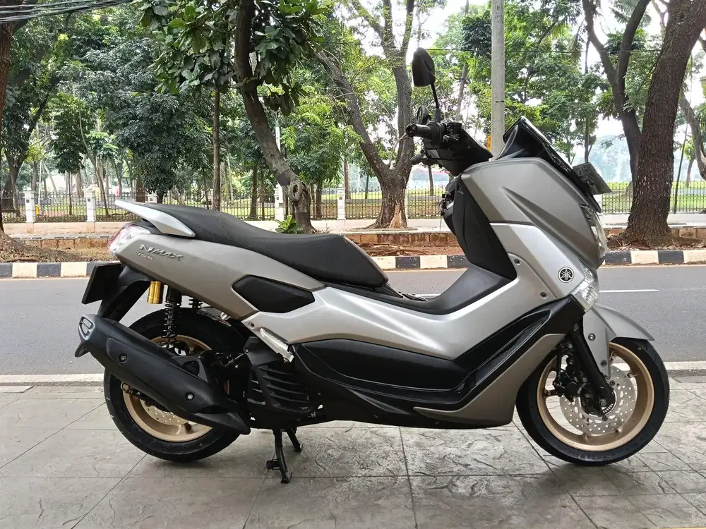 DIJUAL CASH KREDIT YAMAHA N MAX OLD THN 2019 PJK IDUP SIAP PAKAI