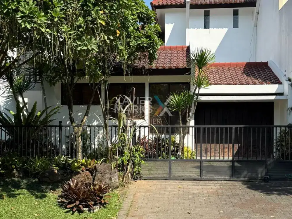 Disewakan Rumah Semi Furnish di Private Cluster Golf, Kota Araya Malang