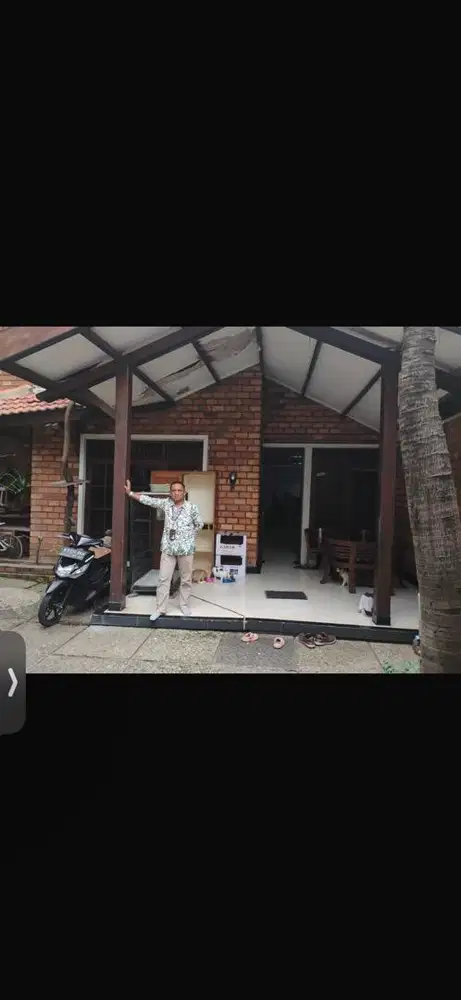 Disewakan rumah strategis jakarta selatan murah