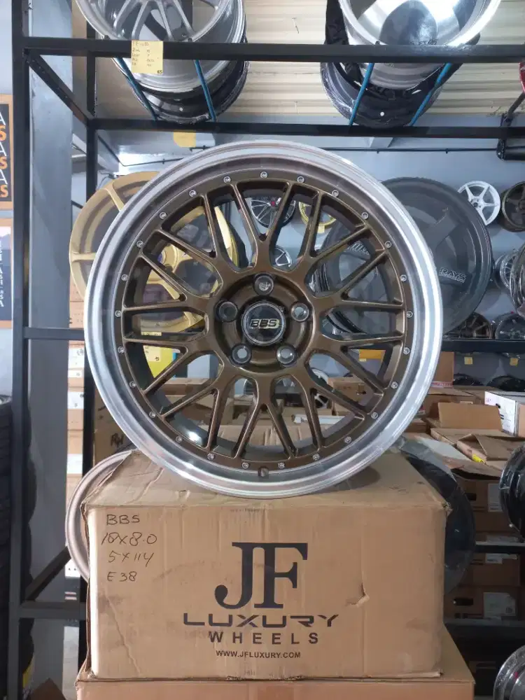 Velg bbs lm r18 5x114 lbr8 et38