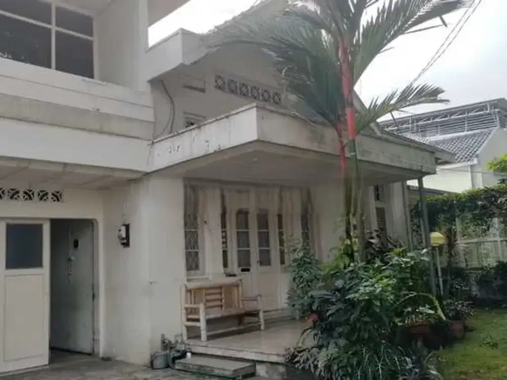 Rumah SHM Pusat Kota Potensi Komersial Sumur Bandung