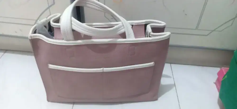 Hush Puppies Duffy Bag .