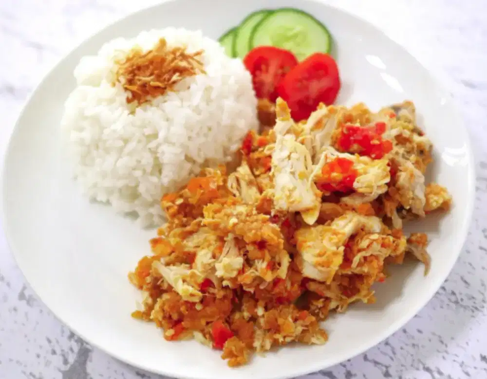 DICARI HELPER/WAITRES ayam geprek