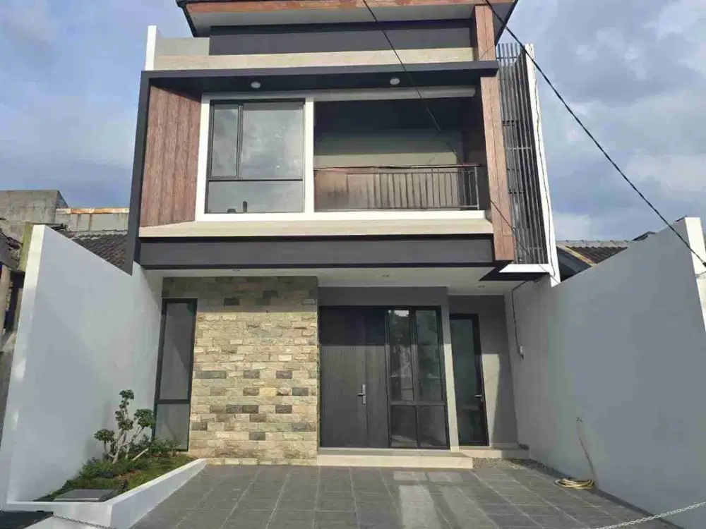 Dijual turun harga rumah baru lokasi strategis di Graha Bintaro