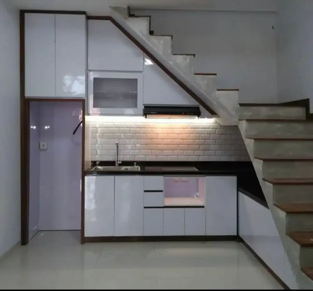 Kitchen set , Backdrop tv , Tempat tidur , Lemari