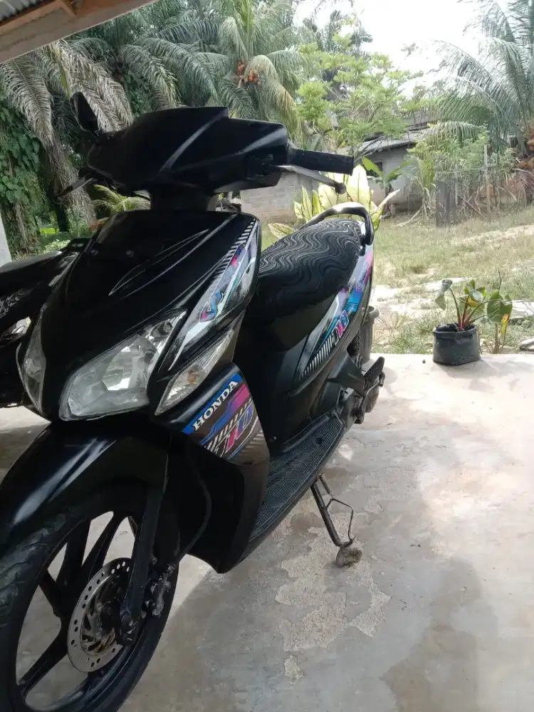 Motor Vario karbu 110 Surat2 komplit Saya Jual Murah aja Lagi