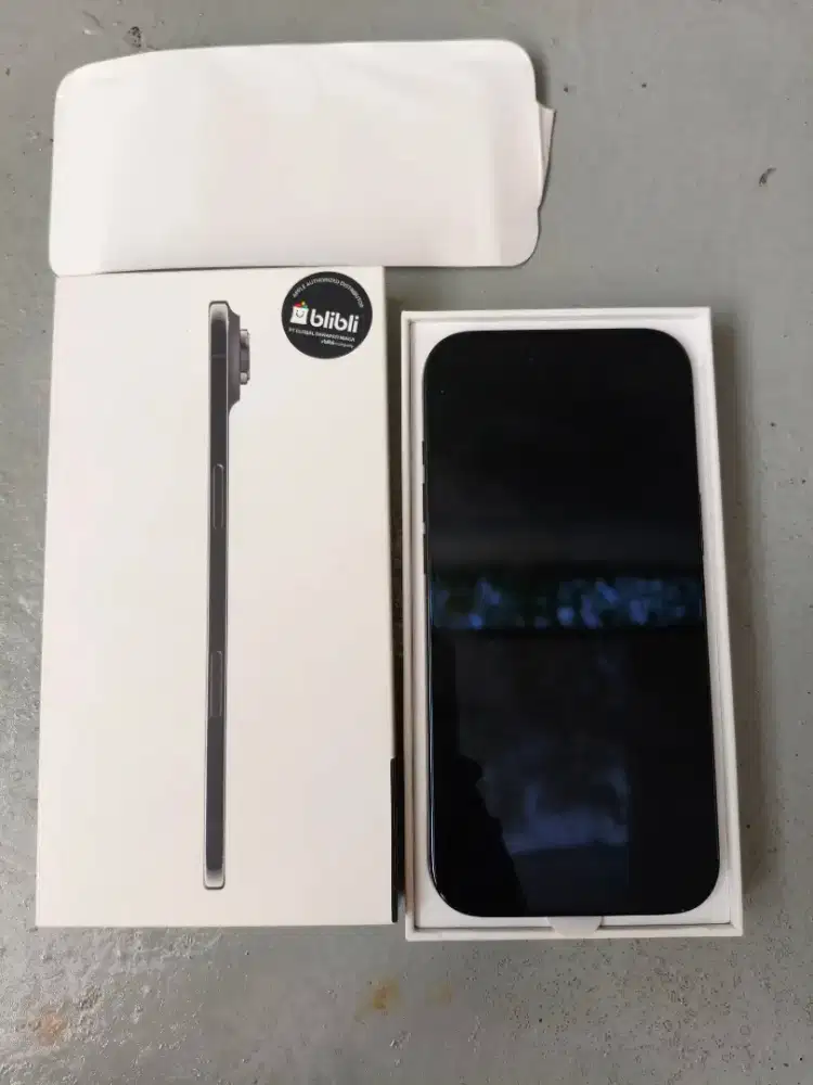 Iphone air 512gb cuman baru di unboxing