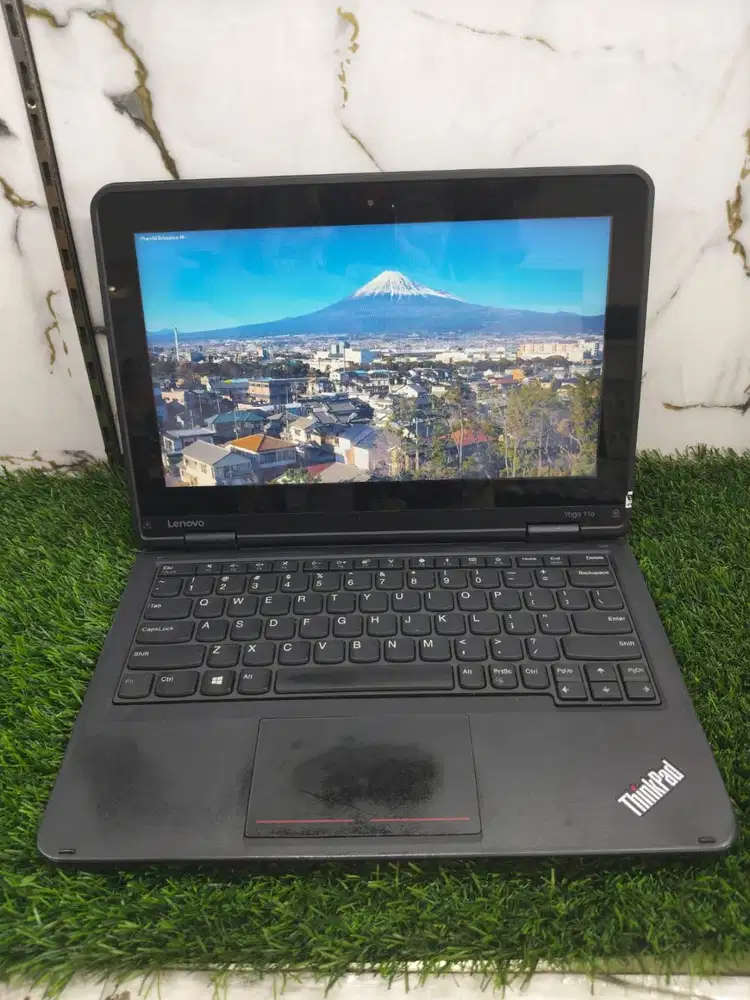 LAPTOP THINKPAD YOGA 11E