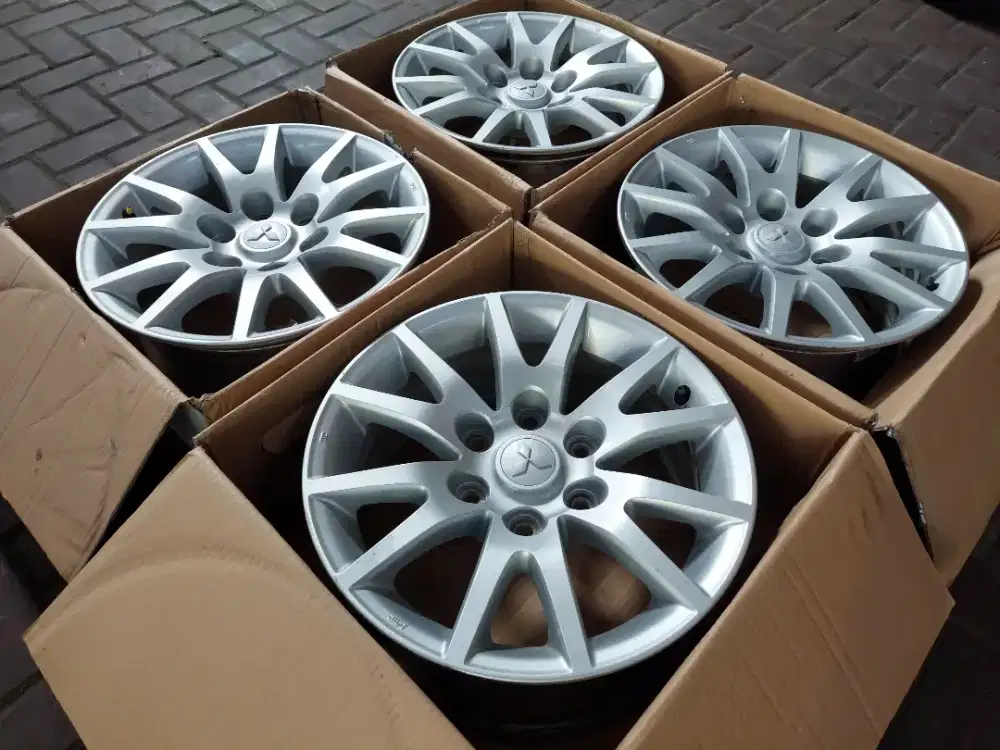 Velg Ori Mitsubishi Pajero Ring 17 PCD 6x139 Masuk Strada Triton GLX