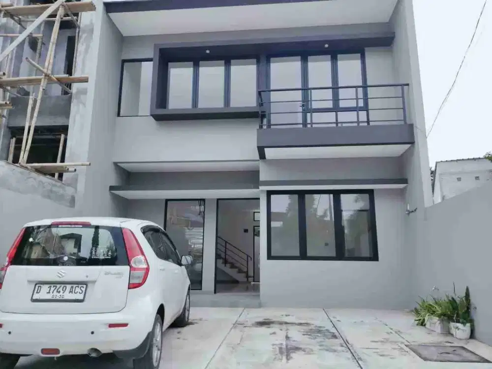 FOR RENT/SALE RUMAH TERBARU PONDOK HIJAU SETIABUDHI BANDUNG