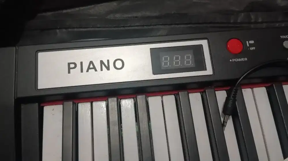 Piano Benston 88 tuts