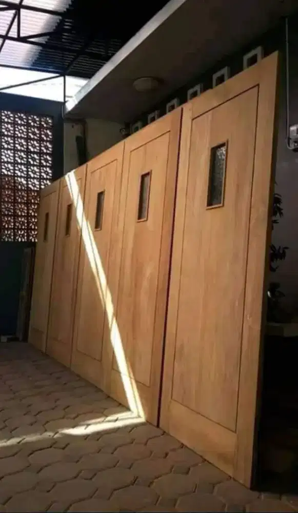 PINTU, KUSEN, JENDELA