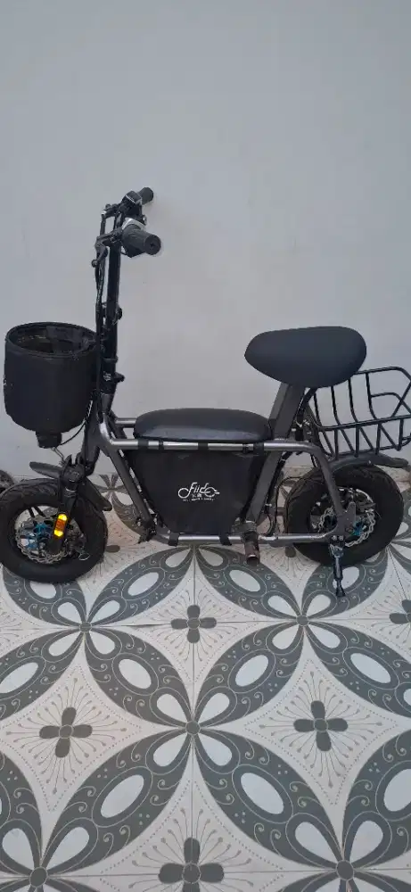 Skuter Fido q1 mulus