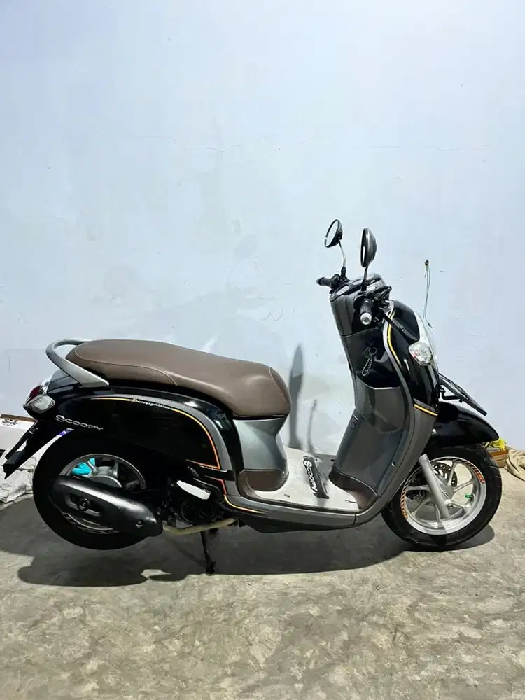 Scoopy stylish 2017 tipe Iss