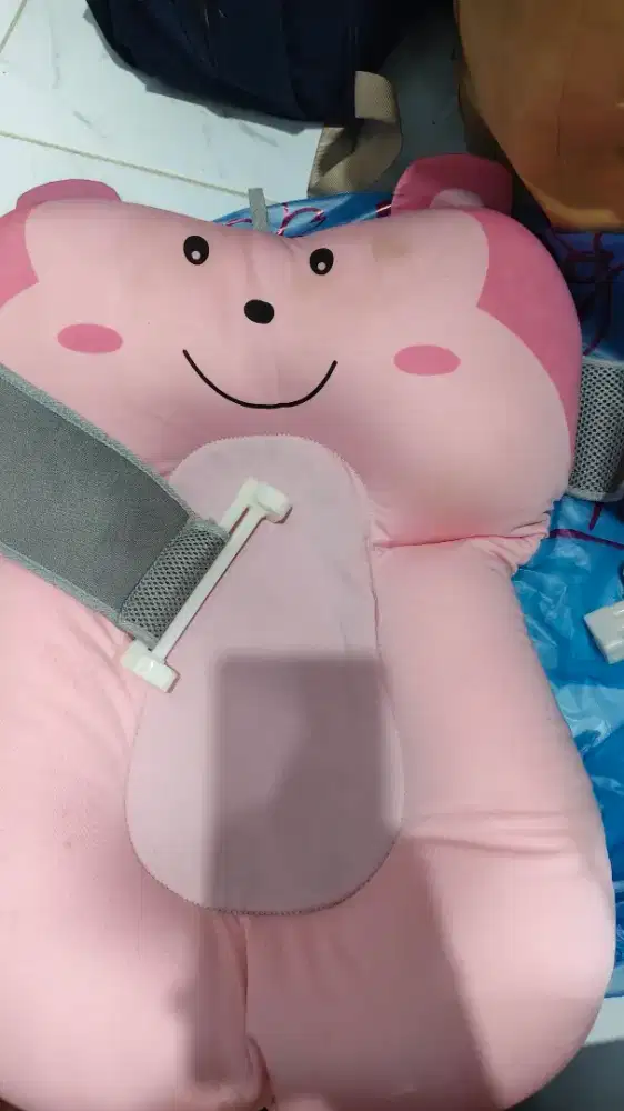 Kasur mandi boneka bayi