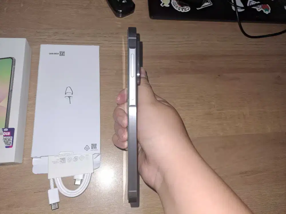 Dijual Samsung A56 5g 8/256
