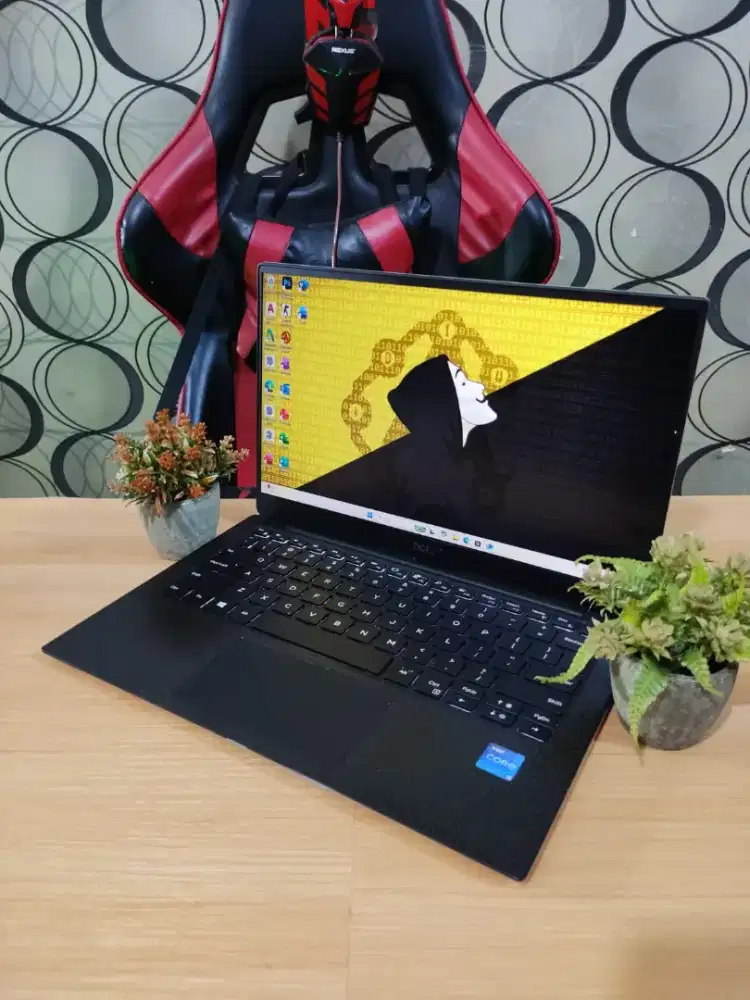 Laptop SuperSlim Dell XPS 13 7390 GEN 10 Siap Pakai