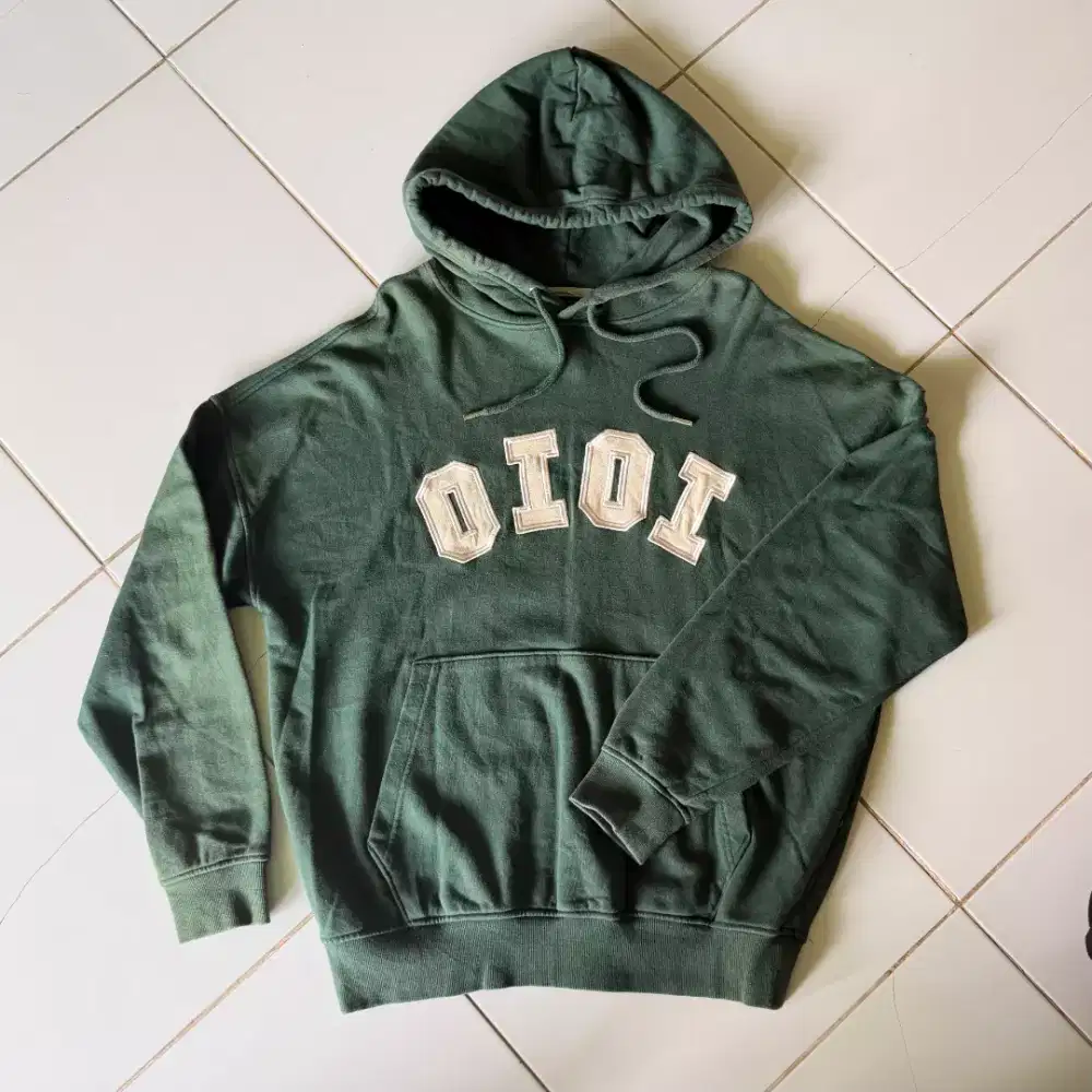 Preloved sweaters pria dan wanita