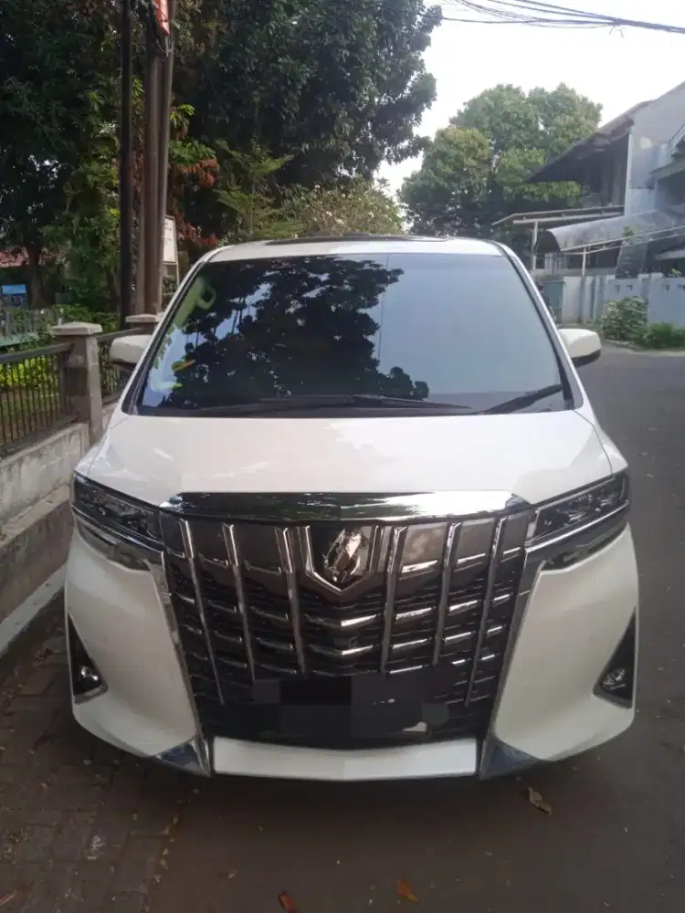 Dijual alphard type G tahun 2023.