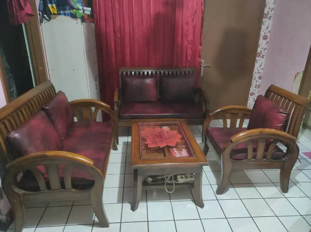 Furniture kursi