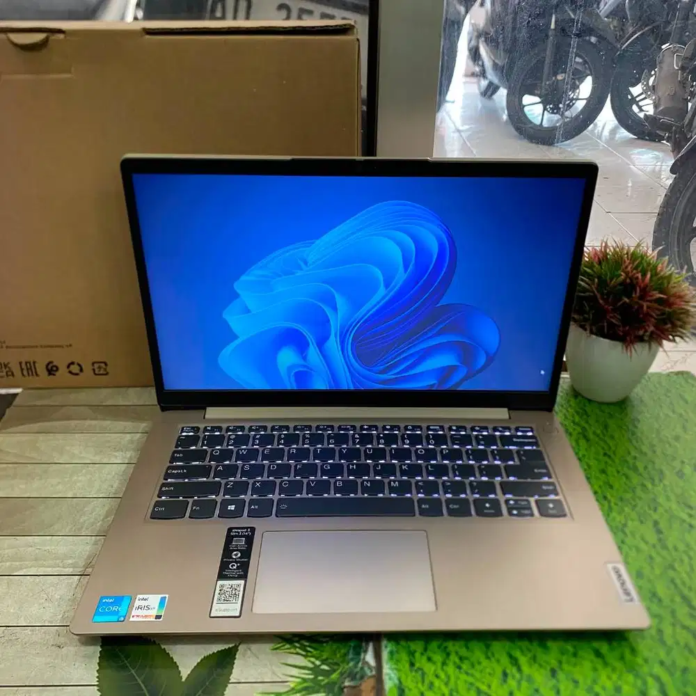 Lenovo Ideapad 3 14ITL6 Core i5-1135G7 4GB 512GB 14 FHD Windows 11