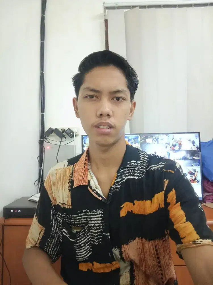 Umur 19 berpengalaman di bidang xpedisi