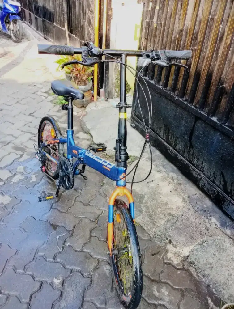 Sepeda Lipat 20