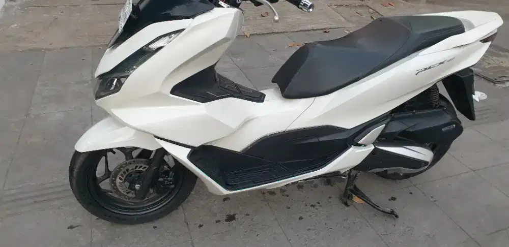 PCX 160 th 2022 mulus pool pjk baru 05-2027