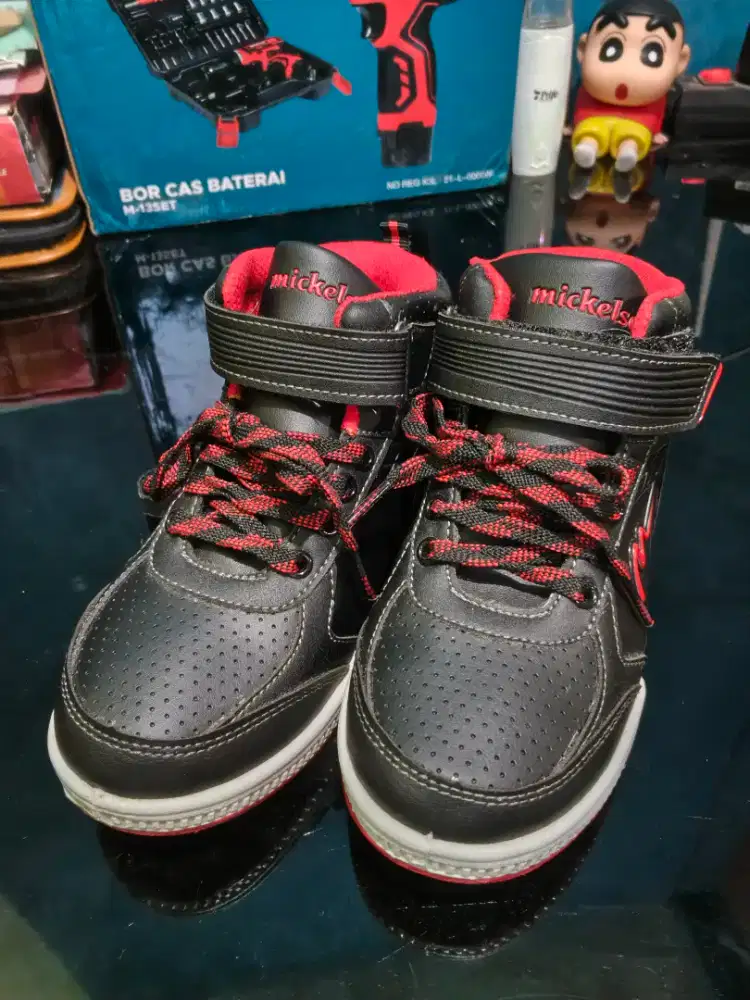 Sepatu Anak Mickelson Ardiles size 35