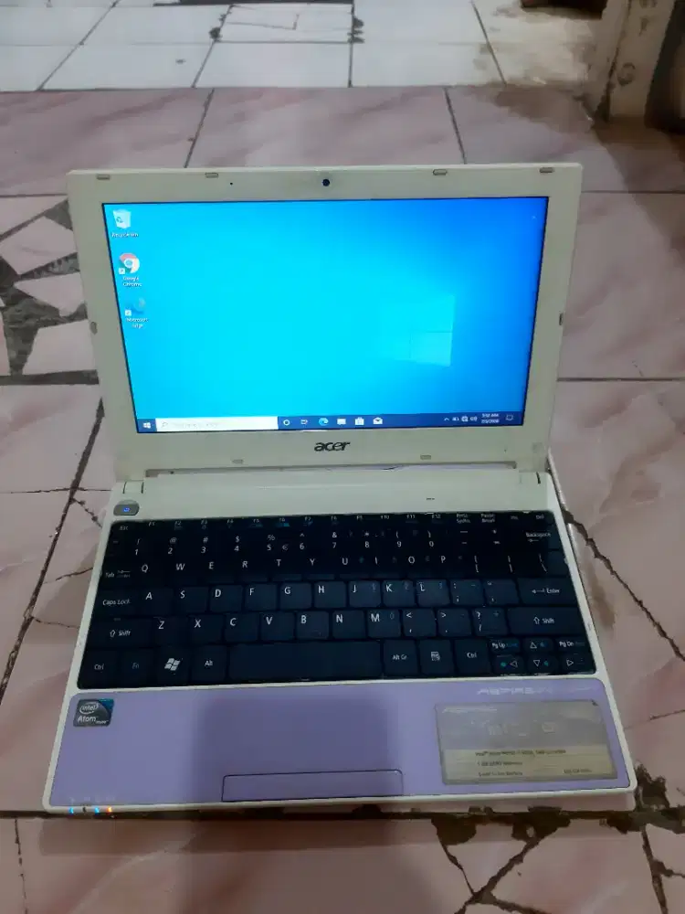 Notebook acer kondisi normal