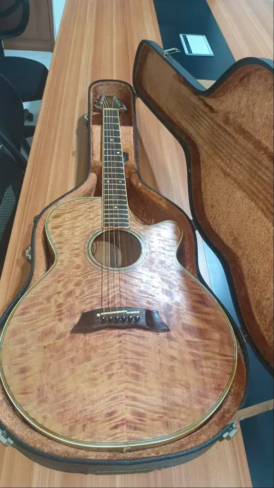 Takamine EF-391 ME Flamed Maple Acoustic Electric Guitar 1983 Japan