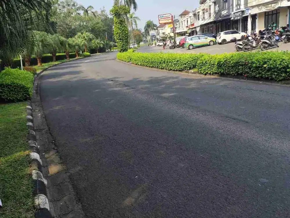 ​Ruko 2 Lantai Strategis di Kemang Golf Pratama Bekasi – Siap Pakai & Ramai