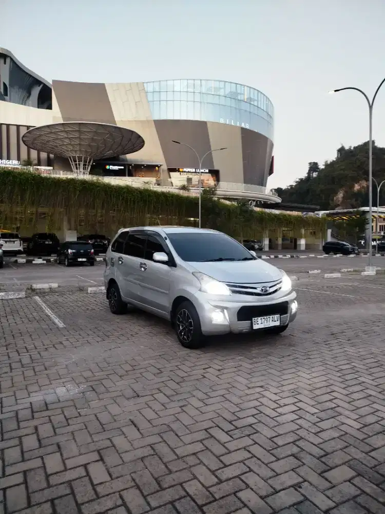 Daihatsu Xenia R Sporty manual 2013 istimewa km rendah
