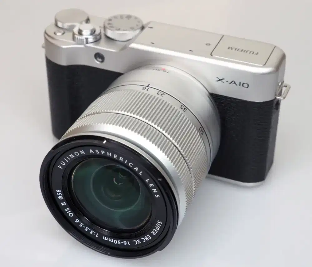 FUJIFILM X-A10 Murah