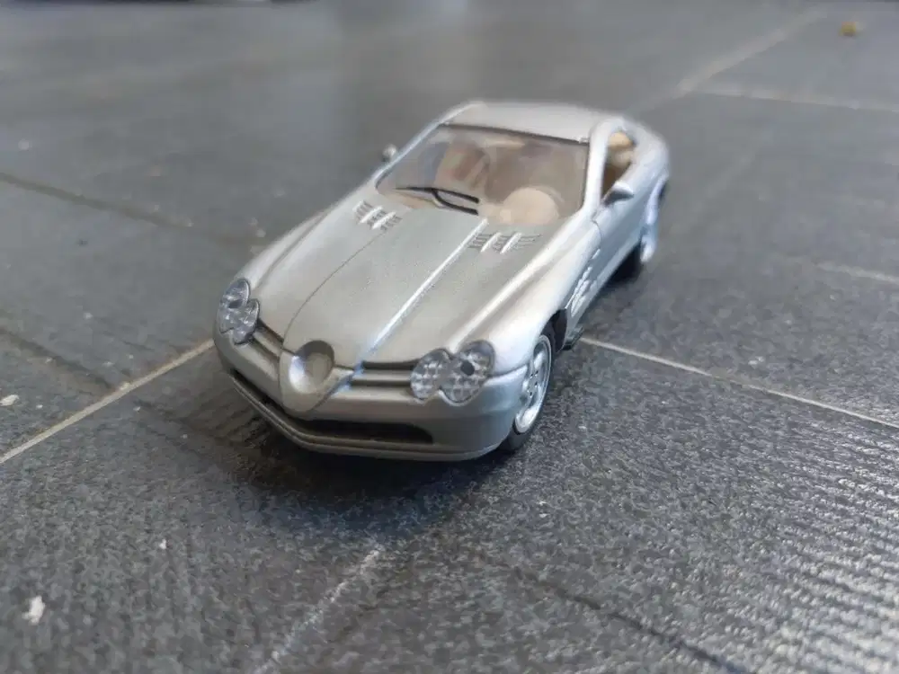 Diecast Mercedes SLR McLaren Edition 1:32 Silver Metal