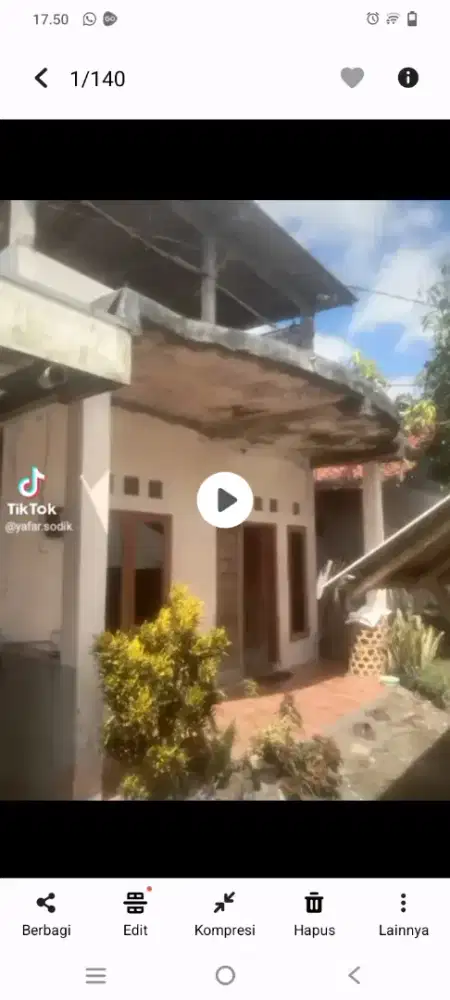 Di jual tanah dan bangunan . Siap huni . 2 lanati