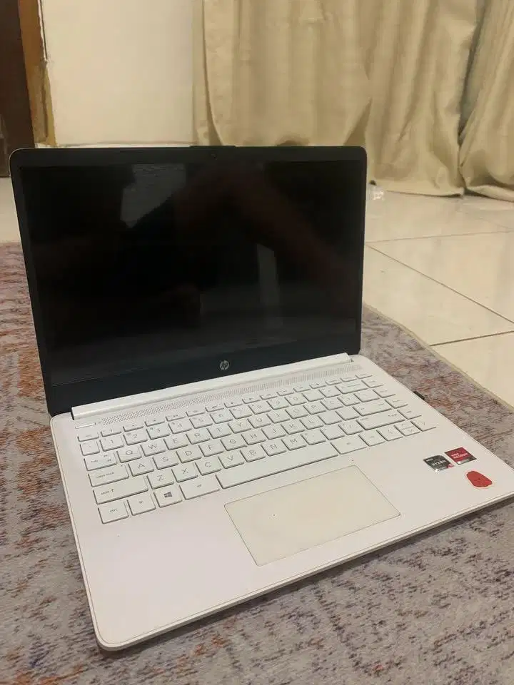 Jual cepat aja HP 14S FQ1004AU