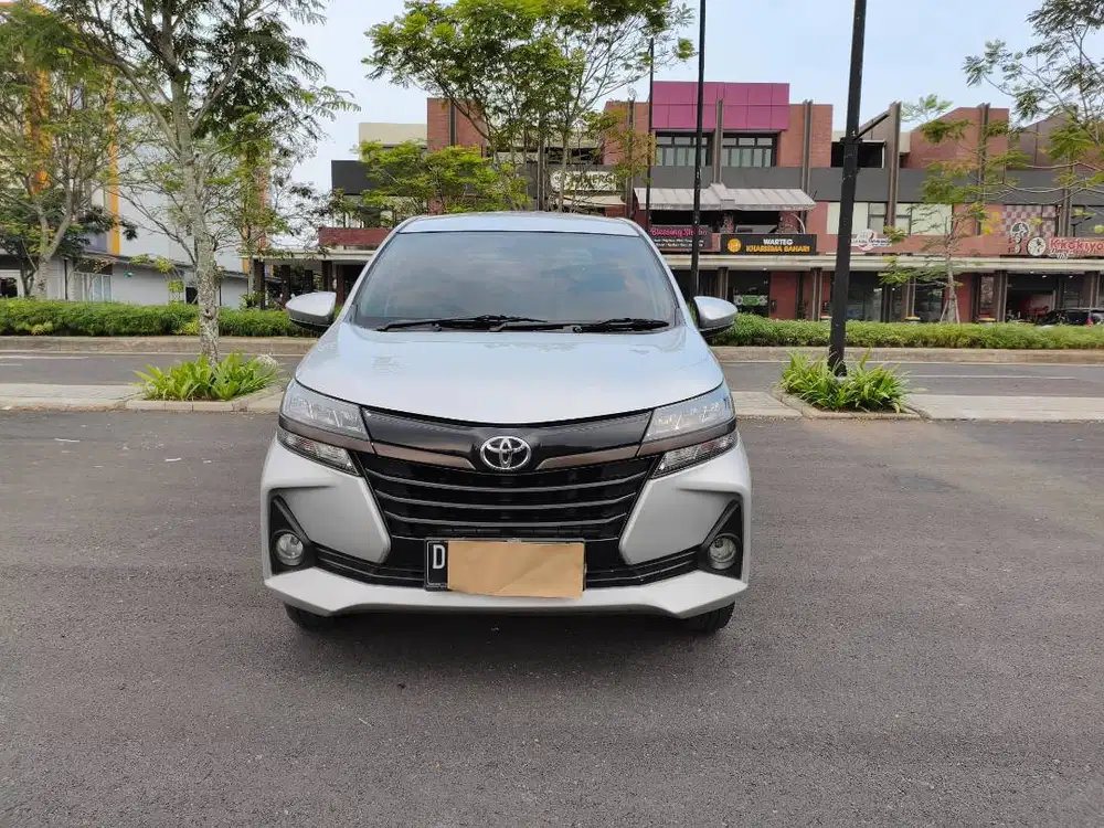 Toyota avanza E up G mt 2021 silver