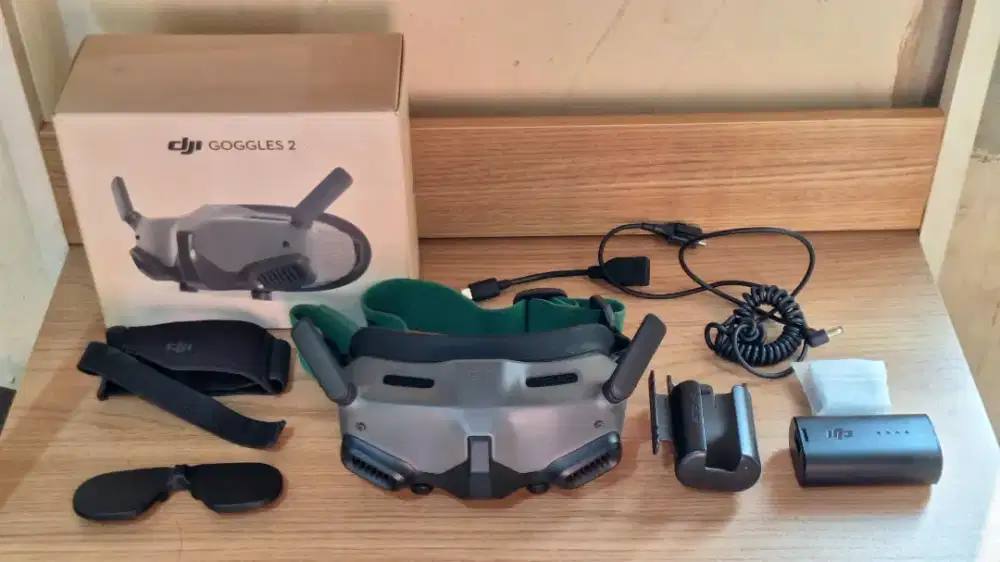 DJI Goggles 2 Bonus Strap Dan Cover Batre