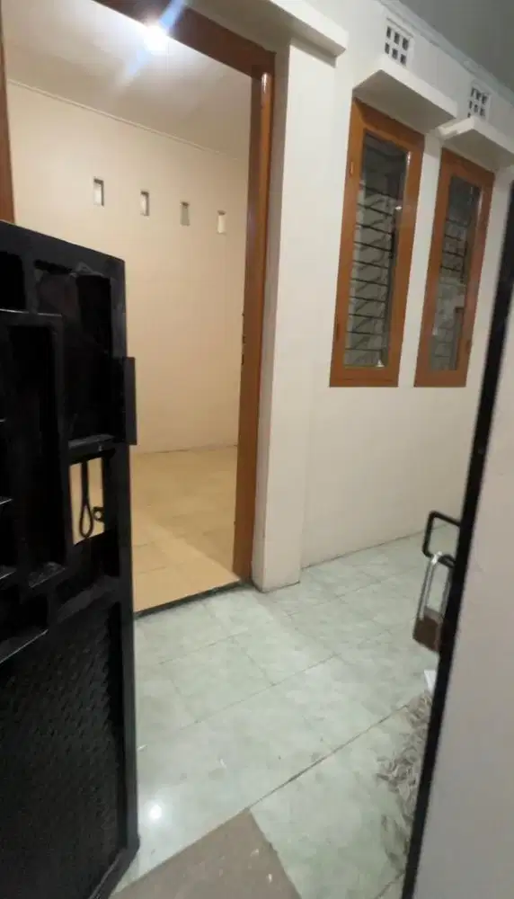 Disewakan rumah 55m2 MURAH !! Tanpa Perantara