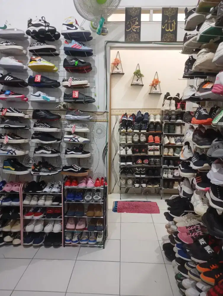 Jual sepatu serba murah