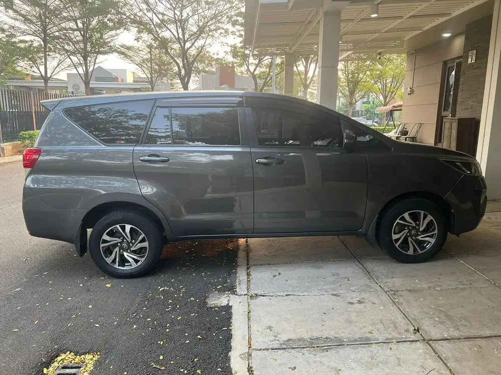 Toyota Innova Reborn 2022 G Diesel AT