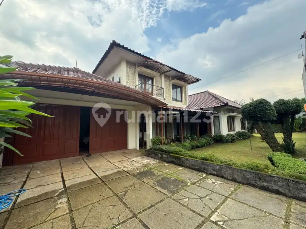Rumah Luas Dalam Cluster Cinere Dekat ke Tol dan Mal