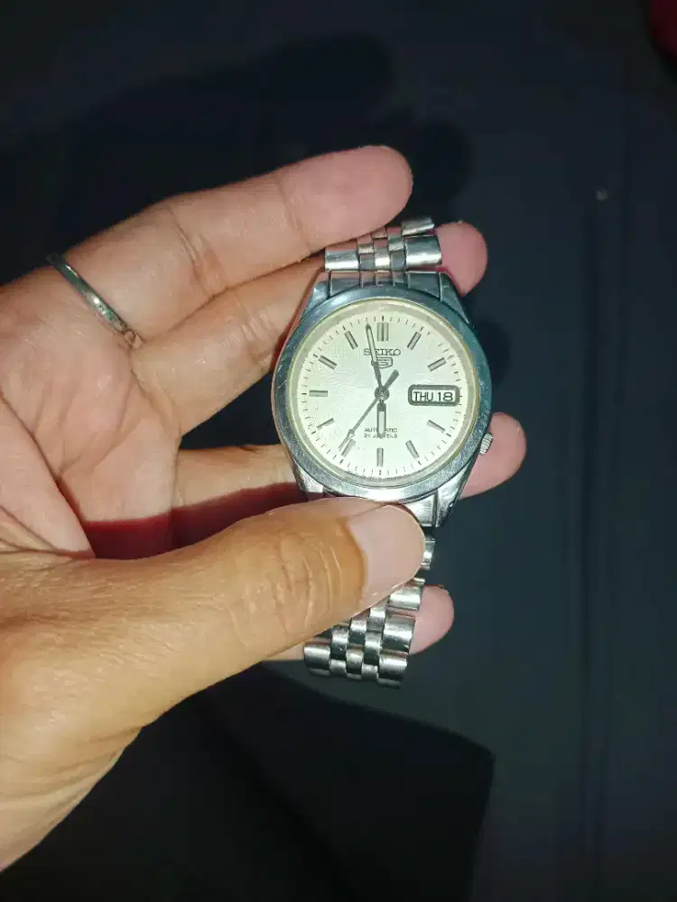 Jam tangan Seiko 5 automatic vitage